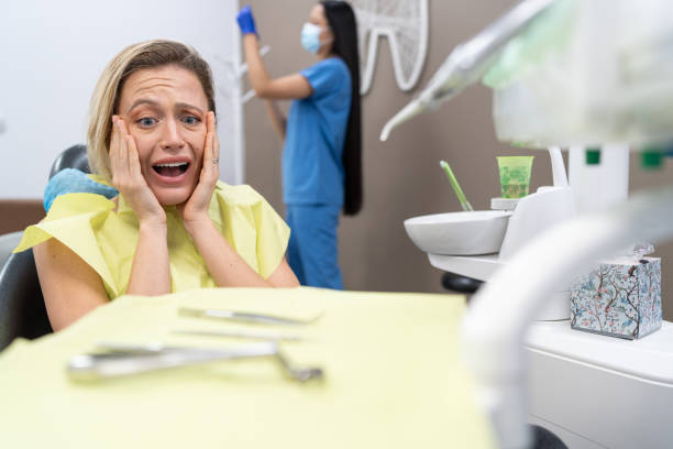 Best Emergency Broken Tooth Repair in Lindenhurst, IL